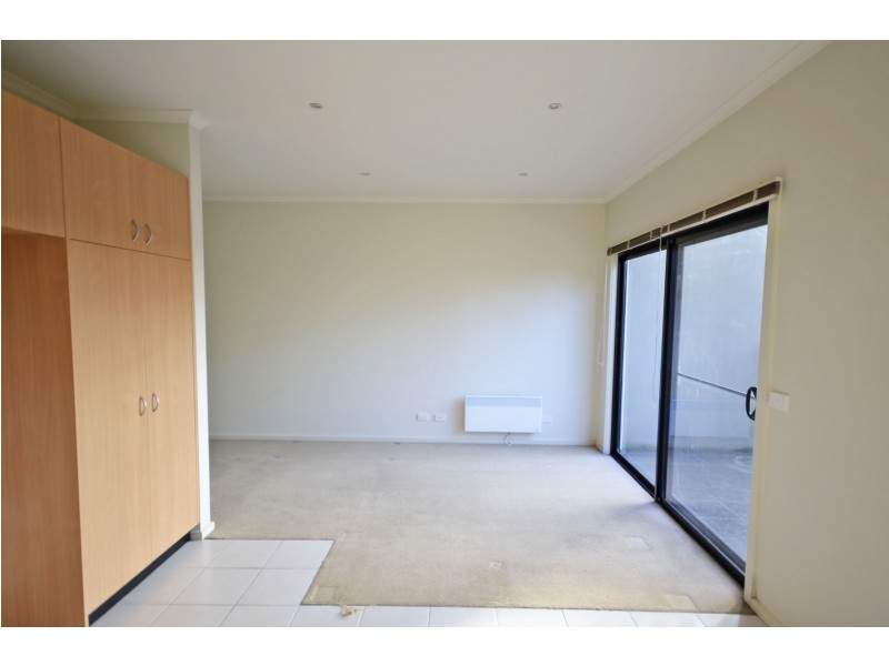 27/1 Eucalyptus Mews, Notting Hill VIC 3168