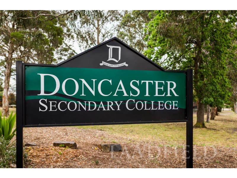 2 Ada Street, Doncaster VIC 3108