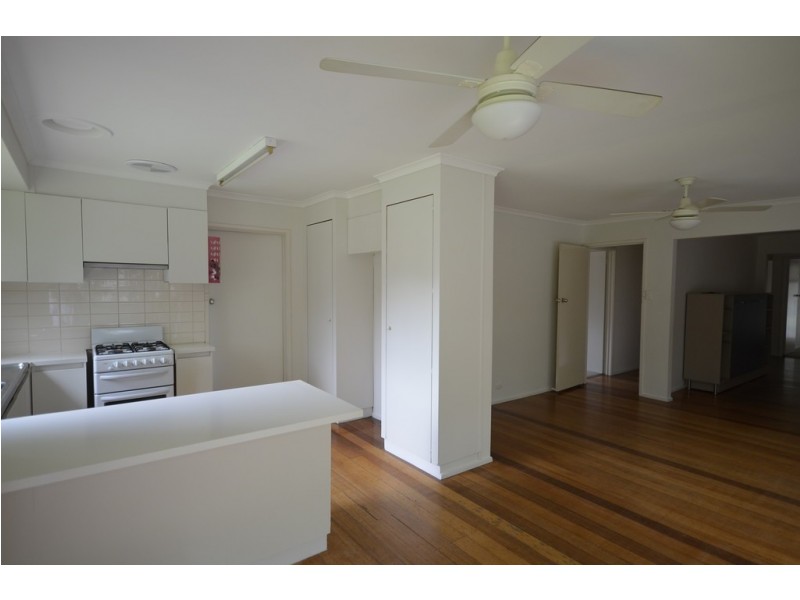 50 Lockhart Road, Ringwood North VIC 3134