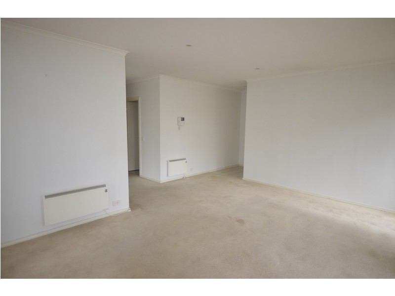 26/243 Blackburn Road, Doncaster East VIC 3109