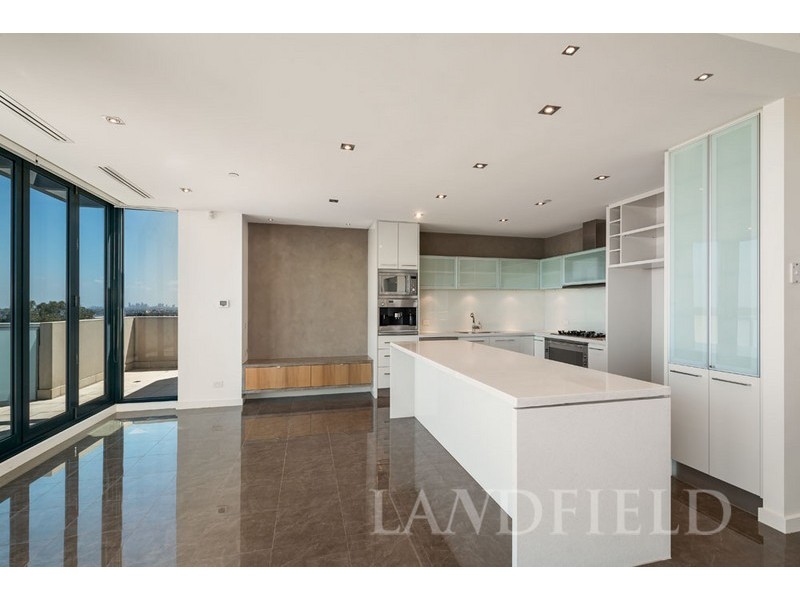 601/8 Clay Drive, Doncaster VIC 3108