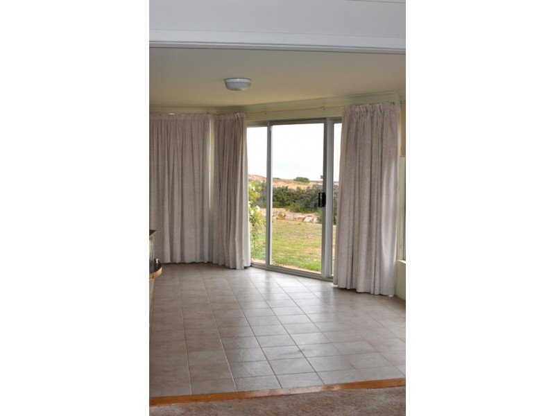 20a Minnie Terrace, Port Hughes SA 5558