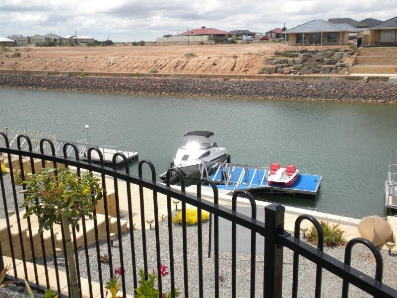 70 Gilmore Crescent, Wallaroo SA 5556