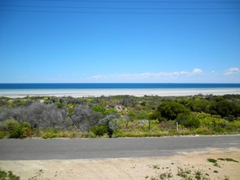 9 Esplanade, Wallaroo SA 5556