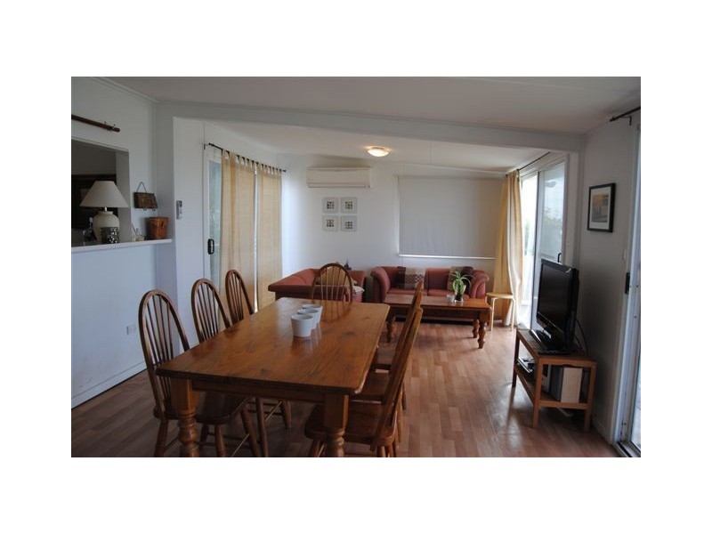 1 Yoolamardy Terrace, Port Clinton SA 5570