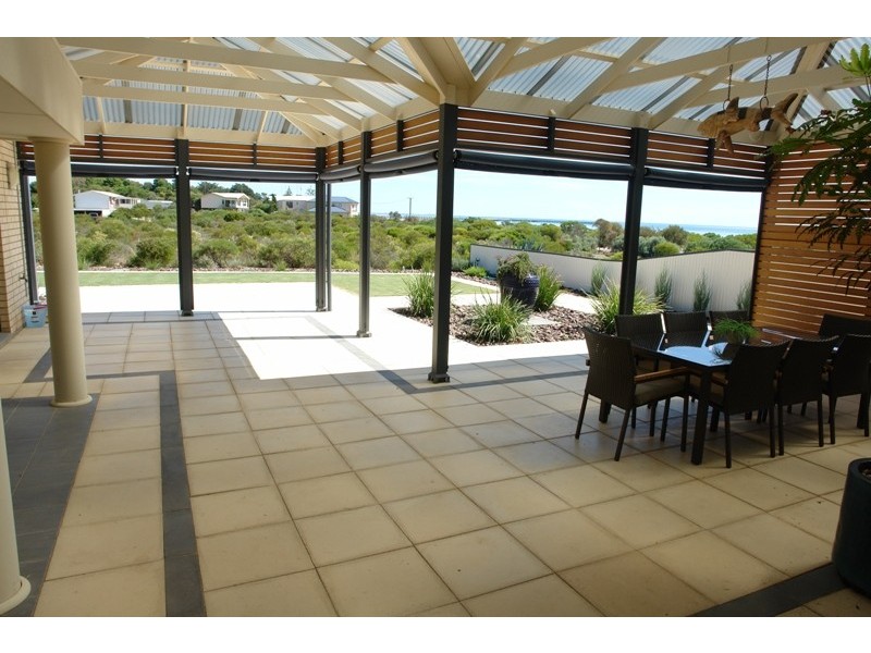 4a Cambridge Street, Moonta Bay SA 5558