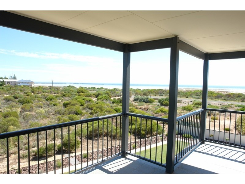 4a Cambridge Street, Moonta Bay SA 5558