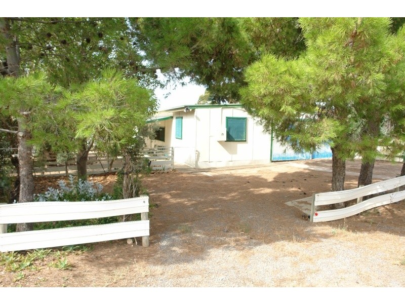 15 Cunliffe Street, Port Hughes SA 5558