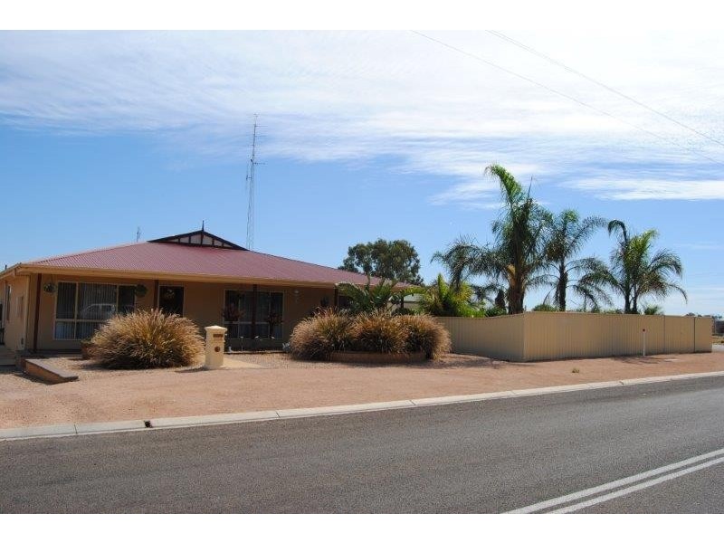 104 Drain Road, Kadina SA 5554