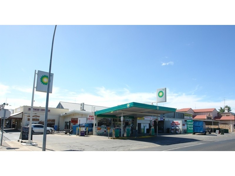 2 George Street, Moonta SA 5558