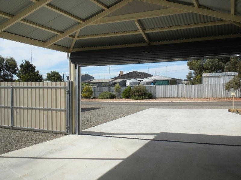10 James Street, Wallaroo SA 5556