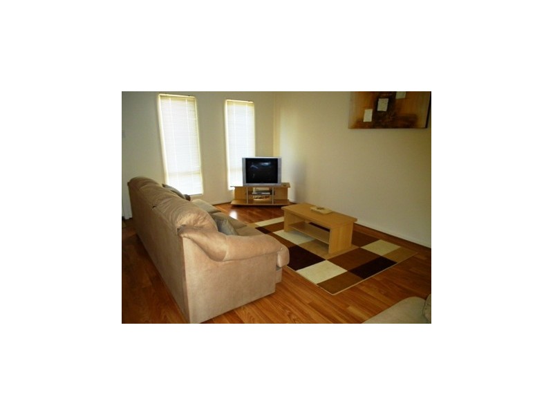 34 Gill Street, Moonta Bay SA 5558