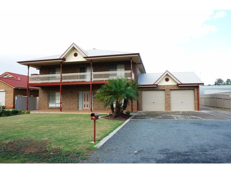 18  Snell Avenue, Port Hughes SA 5558