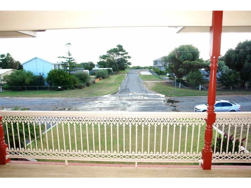 18  Snell Avenue, Port Hughes SA 5558