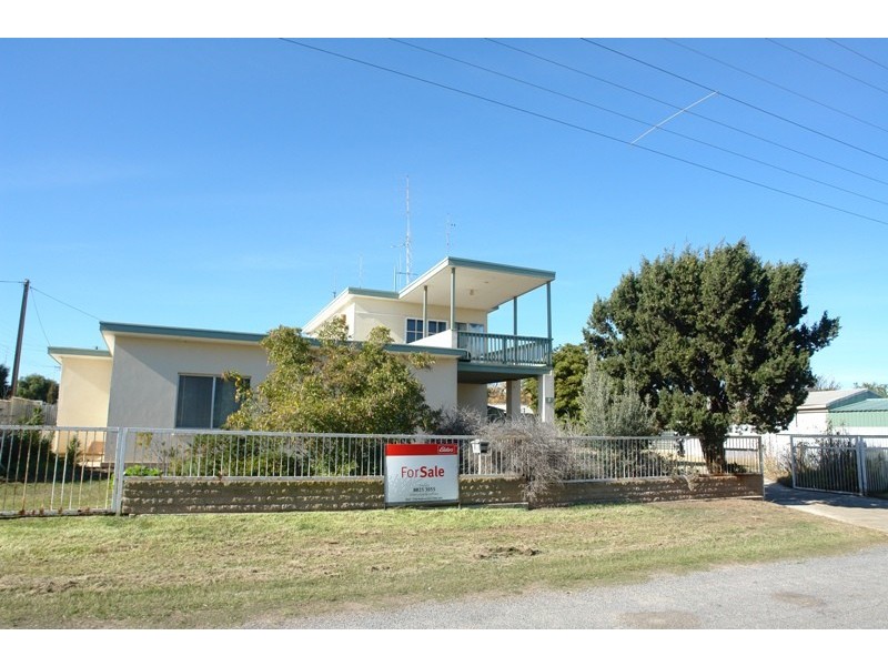 8 Stuckey Street, Moonta Bay SA 5558