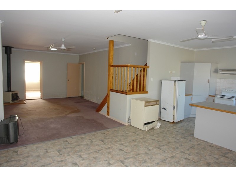 8 Stuckey Street, Moonta Bay SA 5558