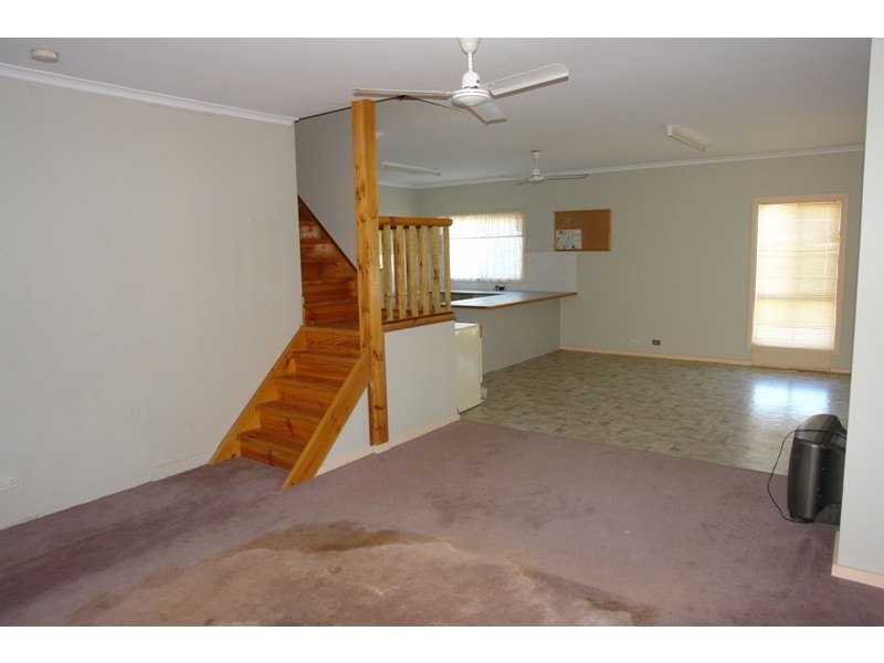 8 Stuckey Street, Moonta Bay SA 5558