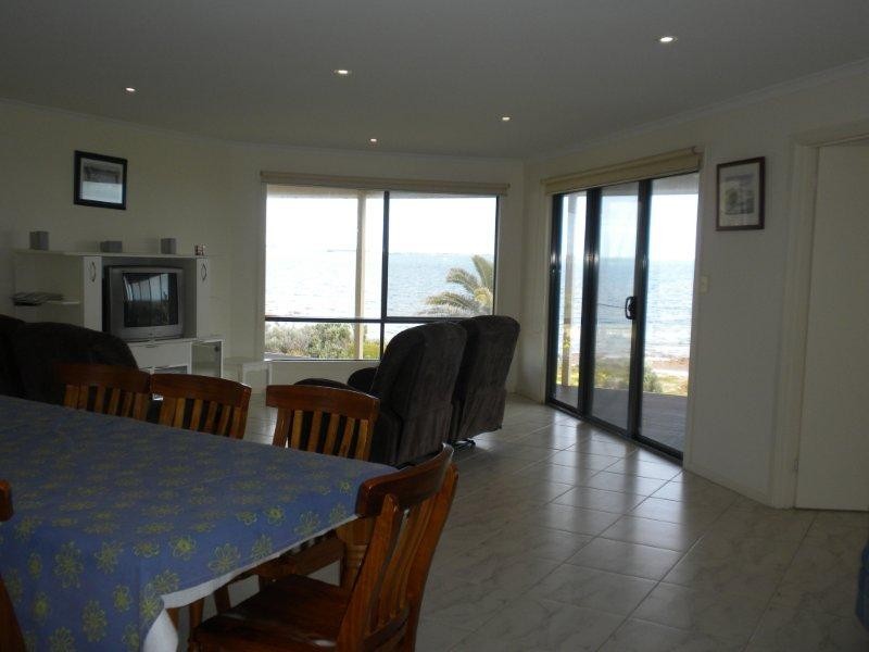2 Tern Court, North Beach SA 5556