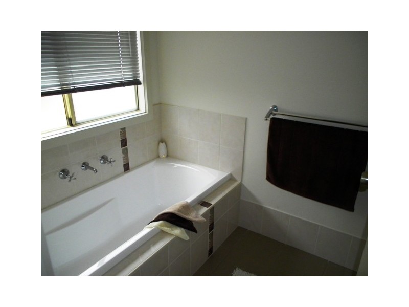 13 Andrew Street, Moonta Bay SA 5558