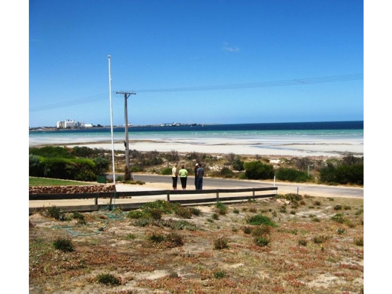 47 Esplanade, North Shores, Wallaroo SA 5556