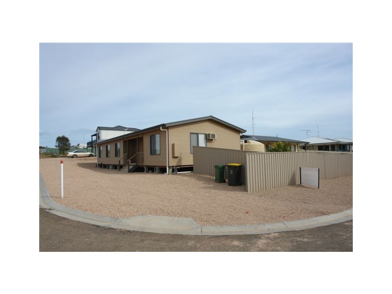 12 Loller Street, Moonta Bay SA 5558