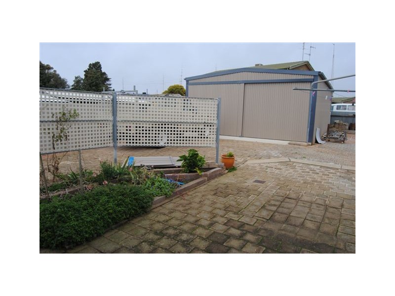 16 Carleton Crescent, Wallaroo SA 5556