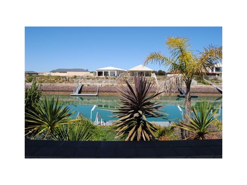 18a Stately Way, Wallaroo SA 5556