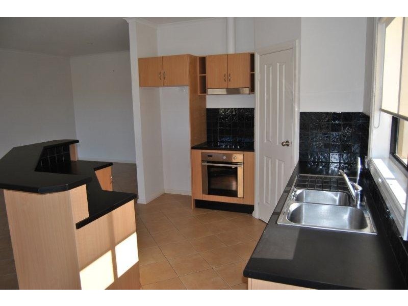 18a Stately Way, Wallaroo SA 5556