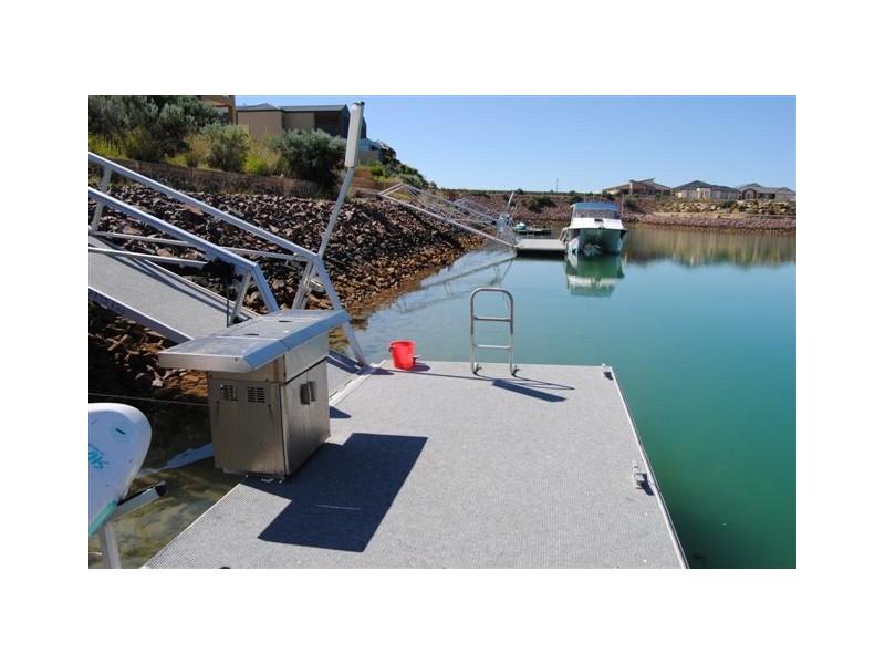 18a Stately Way, Wallaroo SA 5556