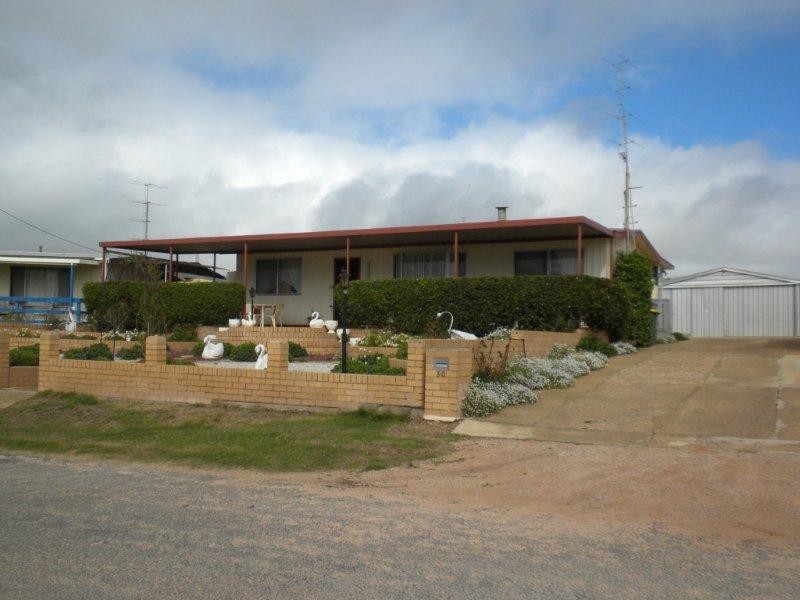 30 Victoria Street, Moonta Bay SA 5558