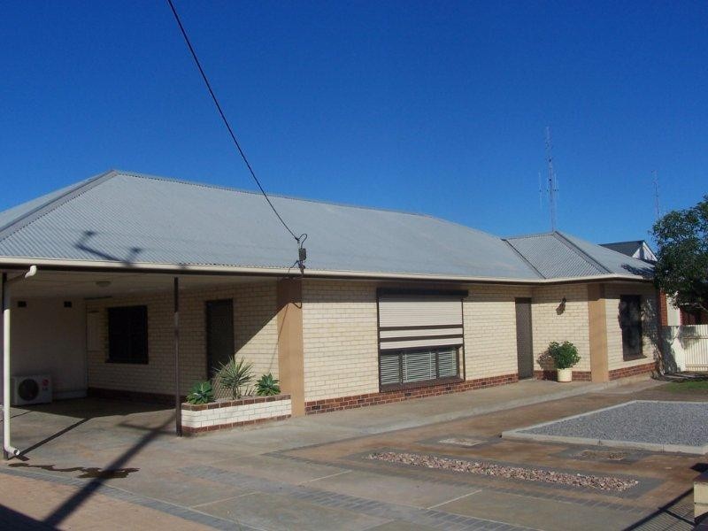30 Kadina Road, Wallaroo SA 5556