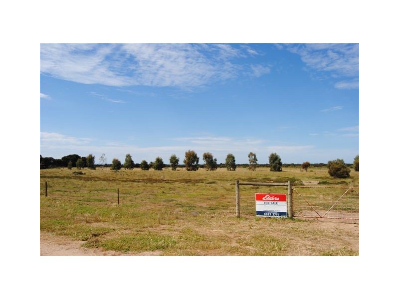 Lot 100 Public Road, Port Clinton SA 5570