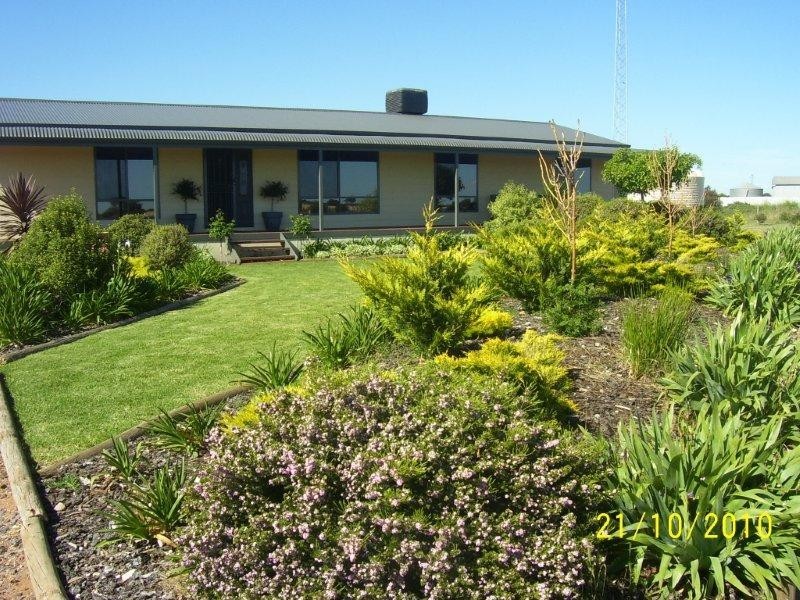 787 Magazine Road, Wallaroo SA 5556