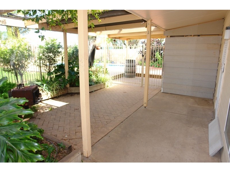 21  Robert Street, Moonta SA 5558