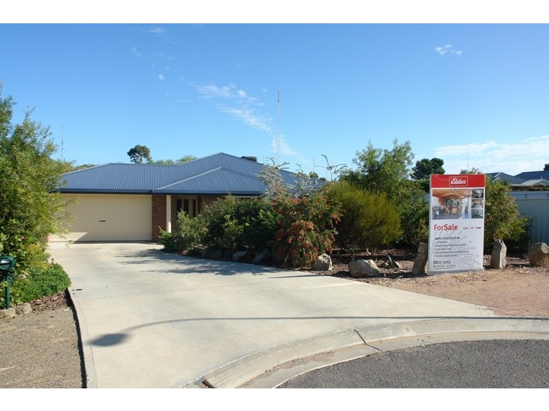 9 Clayton Street, Moonta Bay SA 5558