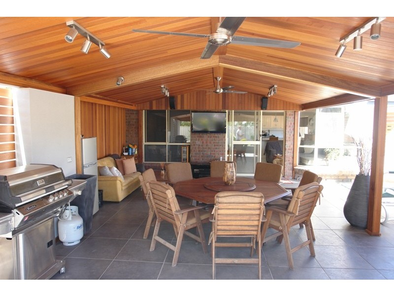 9 Clayton Street, Moonta Bay SA 5558