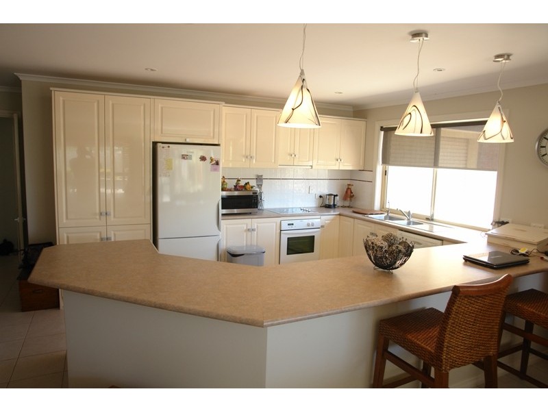 9 Clayton Street, Moonta Bay SA 5558