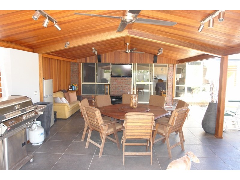 9 Clayton Street, Moonta Bay SA 5558