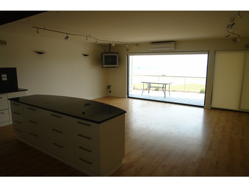 2 Cunliffe Street, Port Hughes SA 5558