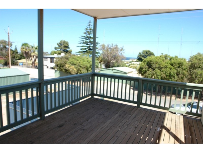 8 Stuckey Street, Moonta Bay SA 5558