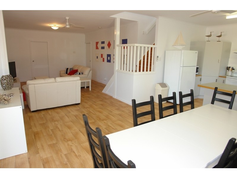 8 Stuckey Street, Moonta Bay SA 5558