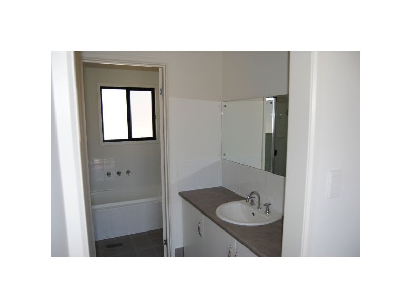 7 Cornish Terrace, Wallaroo SA 5556