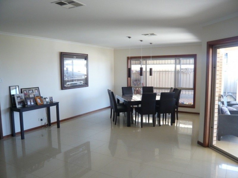 1 Quintrell Street, Moonta Bay SA 5558