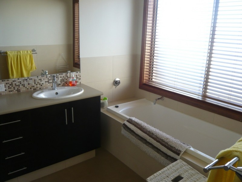 1 Quintrell Street, Moonta Bay SA 5558