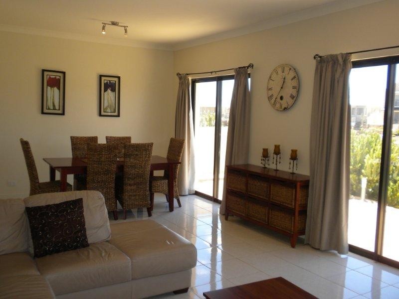 60b Stately Way, Wallaroo SA 5556