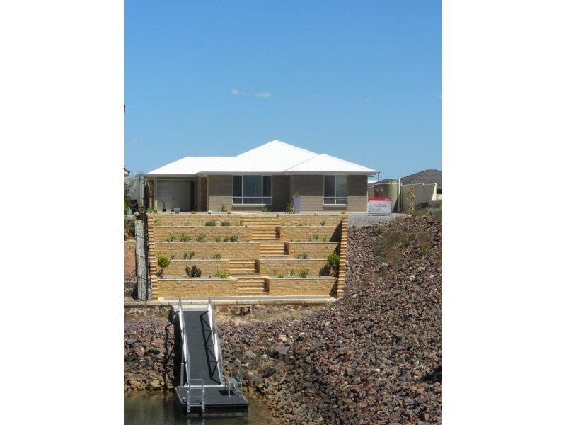 2 Stately Way, Wallaroo SA 5556