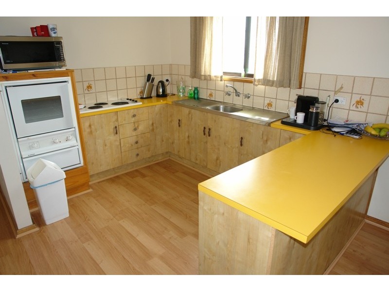 14  Charles Street, Port Hughes SA 5558