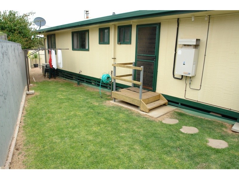 14  Charles Street, Port Hughes SA 5558