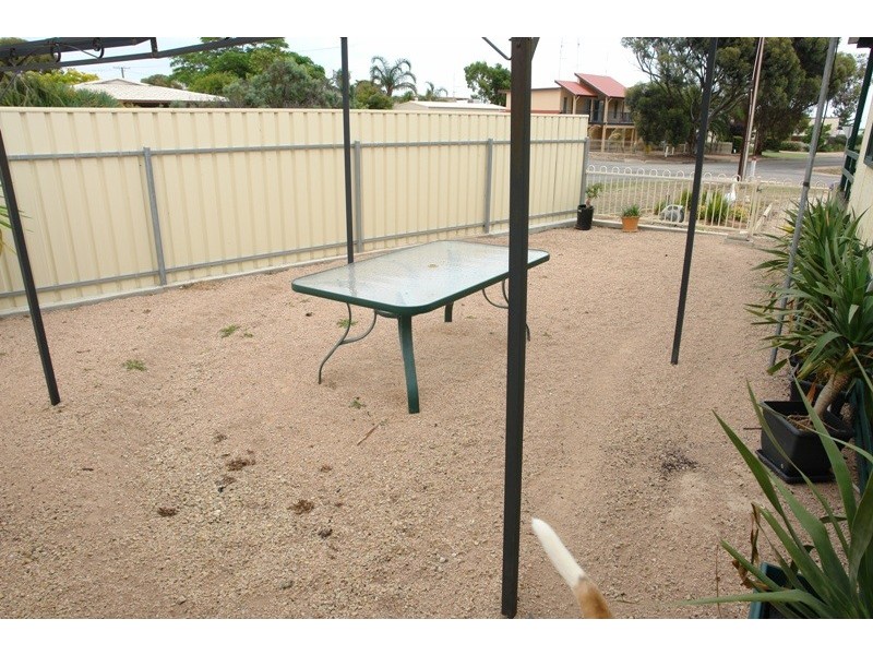 14  Charles Street, Port Hughes SA 5558