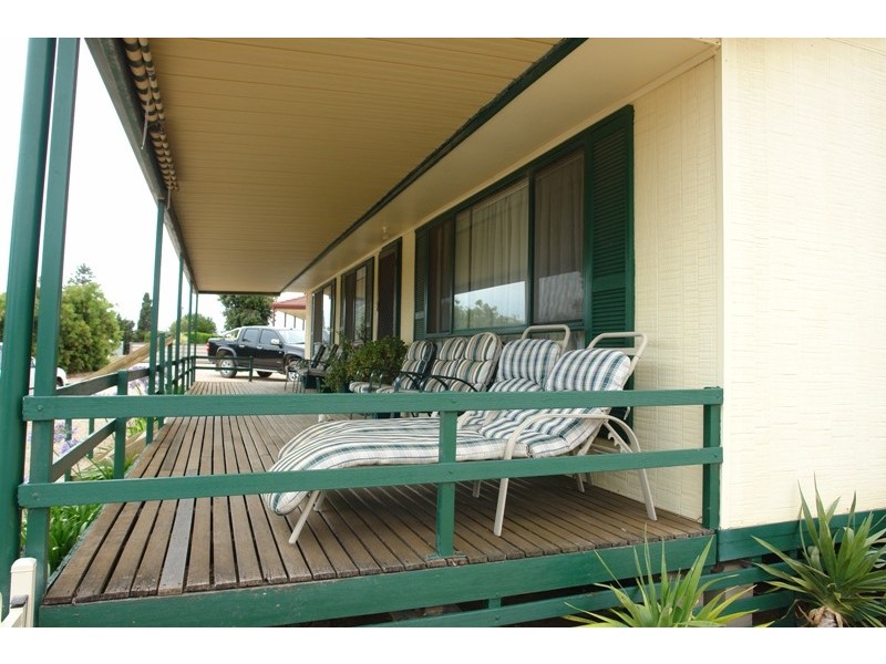 14  Charles Street, Port Hughes SA 5558